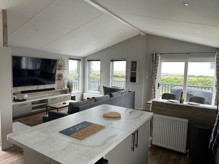 Modern Lodge With Amazing Views Newquay  Luaran gambar